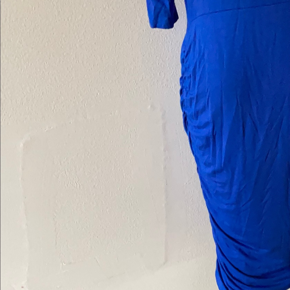 Dress - Picture 3 of 6